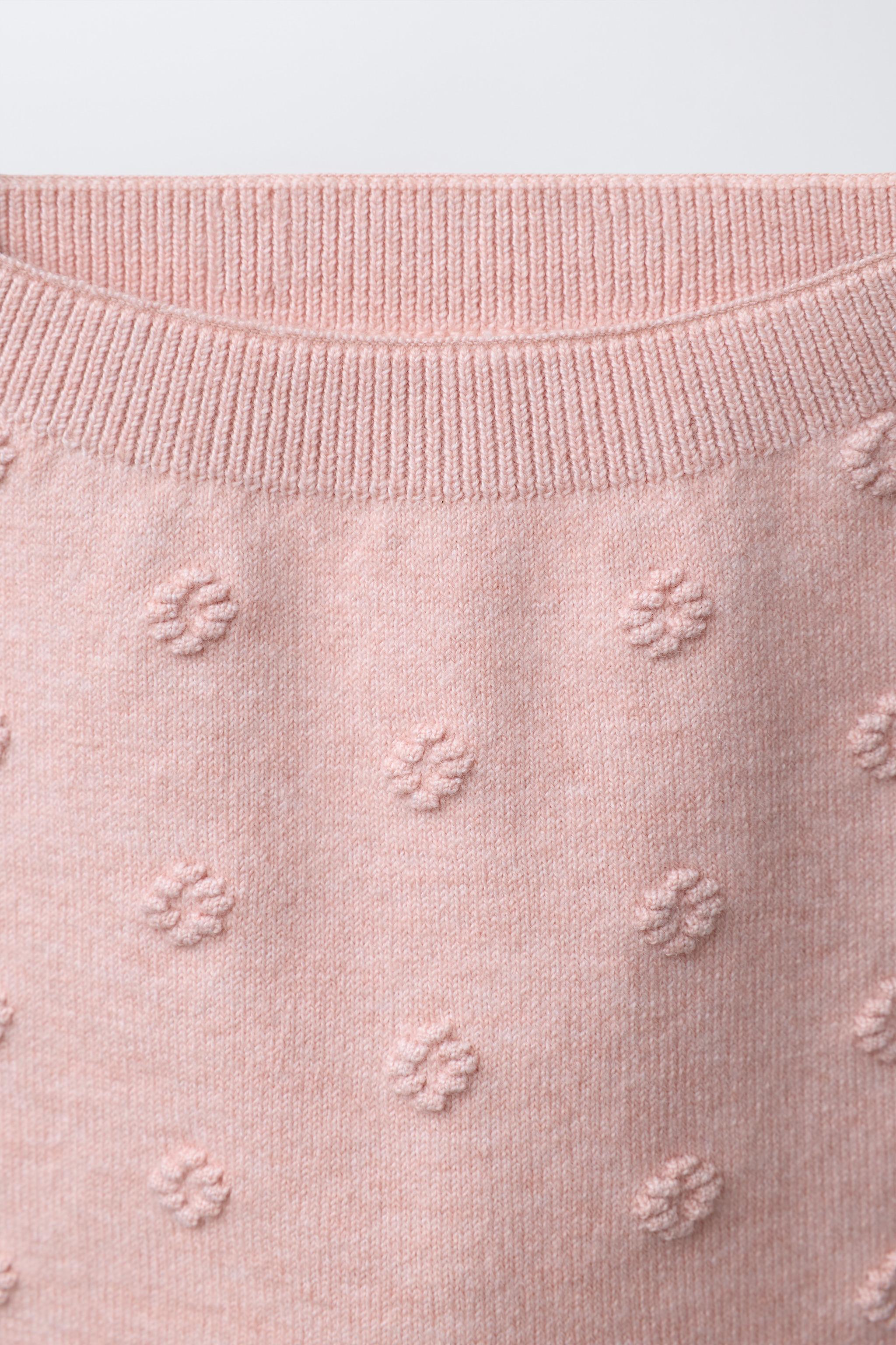 EMBROIDERED FLORAL KNIT LEGGINGS